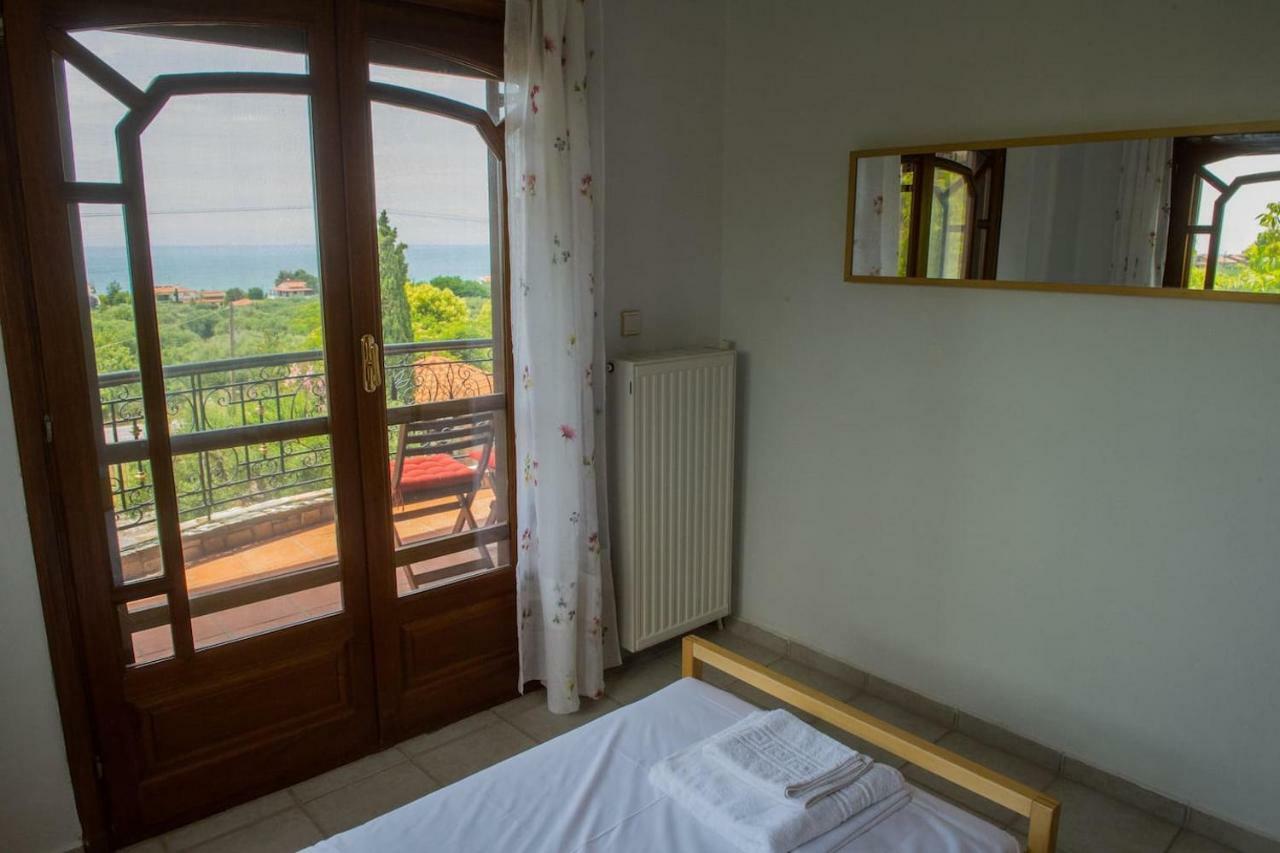 Villa Anna Nea Skioni Bagian luar foto