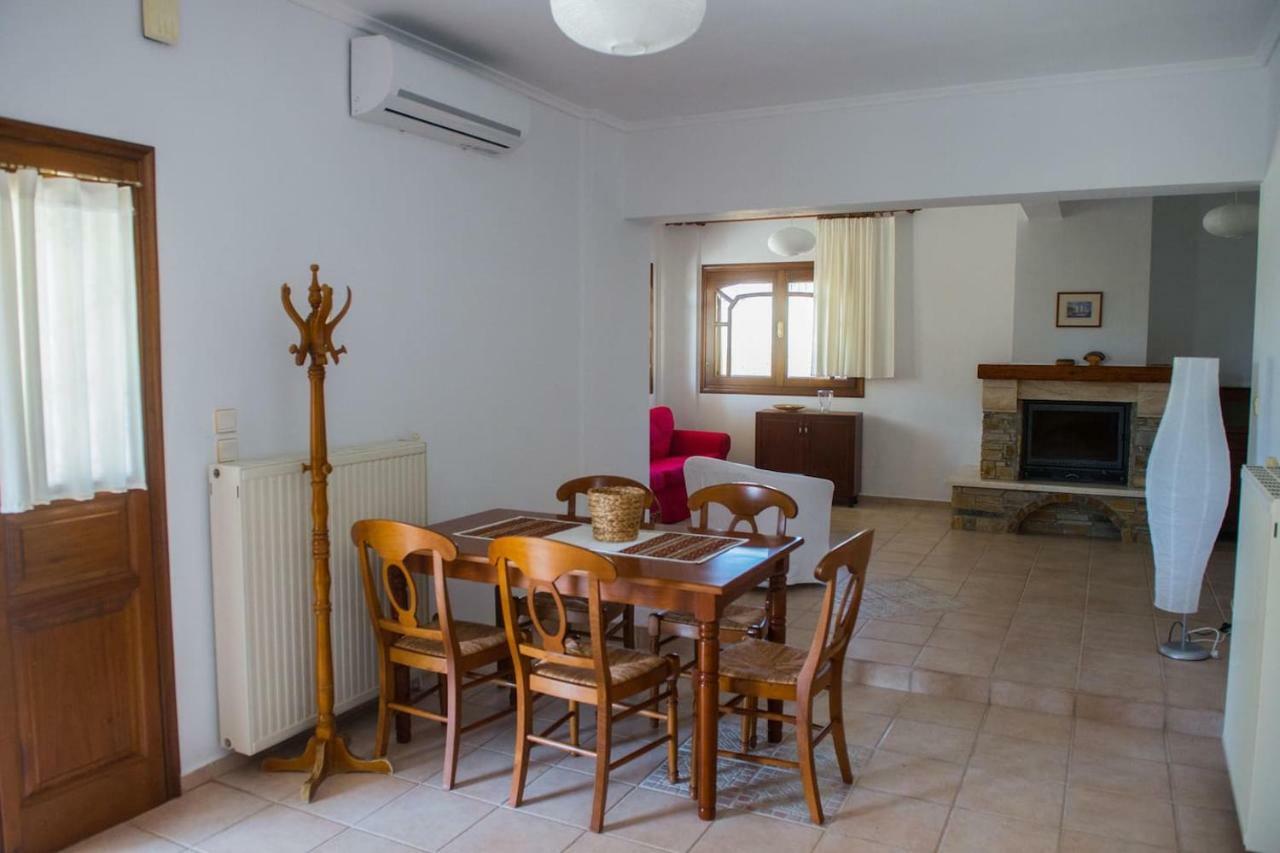 Villa Anna Nea Skioni Bagian luar foto