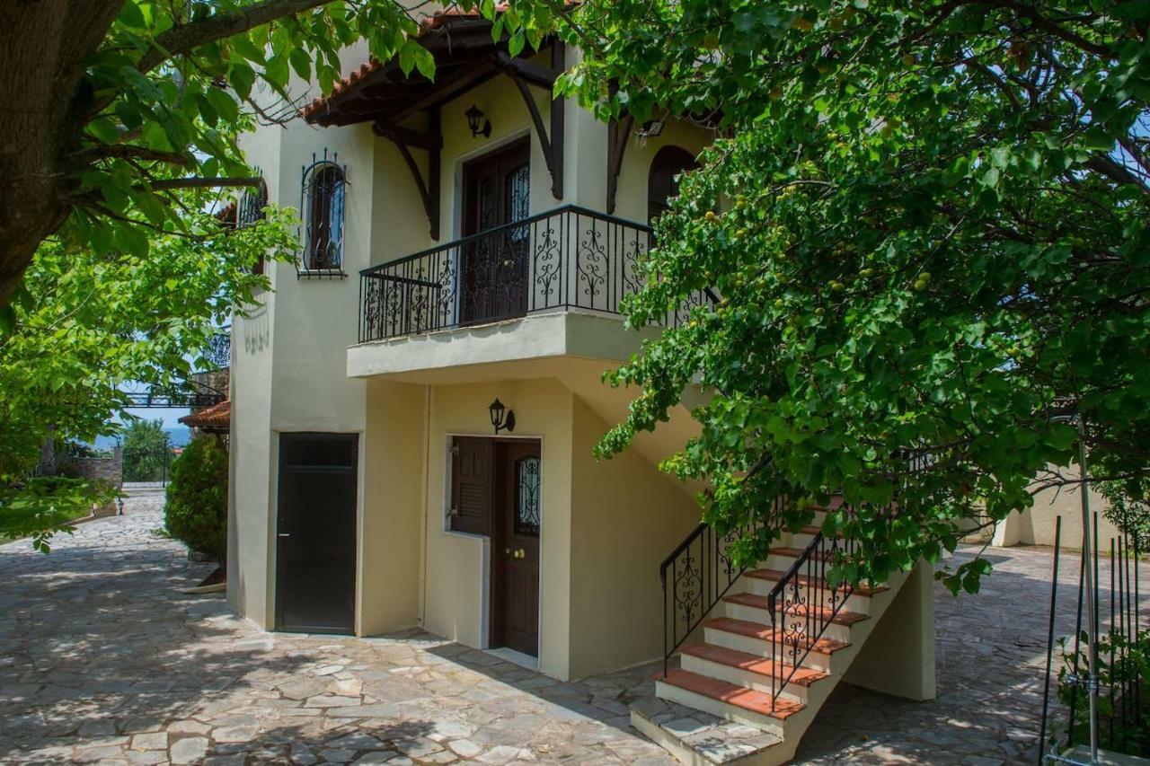 Villa Anna Nea Skioni Bagian luar foto