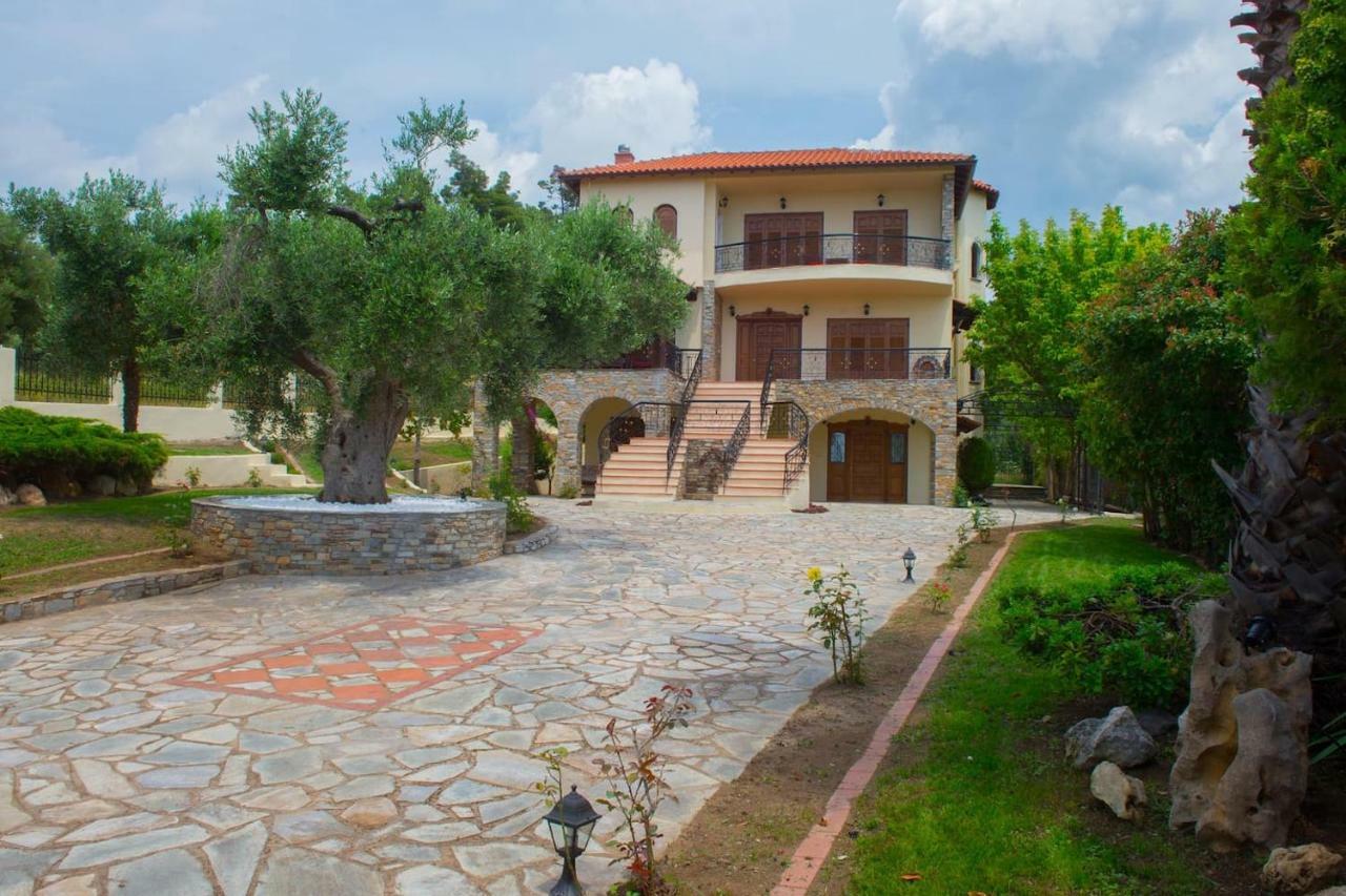 Villa Anna Nea Skioni Bagian luar foto